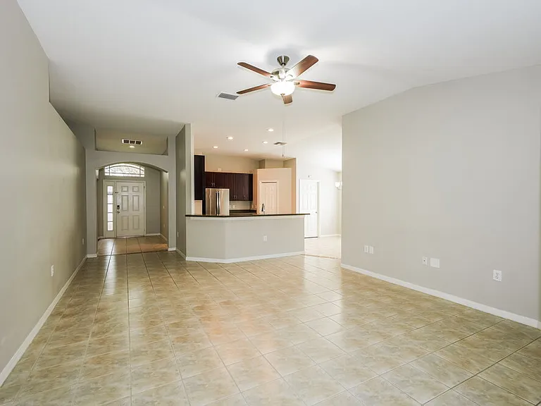 423 Fern Gulley Dr — Photo 4