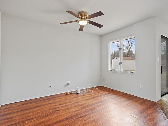4th image of 6277 Waite St