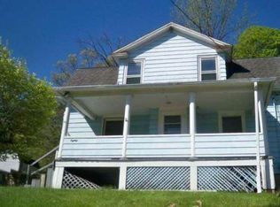 80 Maple St, Seymour, CT 06483