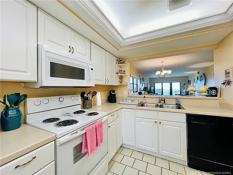 7430 S Ocean Dr #217 — Photo 9