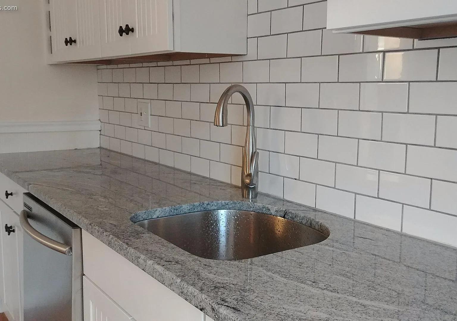 2 bed, 1.0 bath, 526 sqft, $2,700 — Photo 3