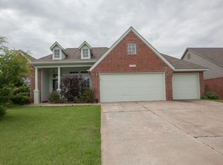 19712 E 44th St S, Broken Arrow, OK 74014