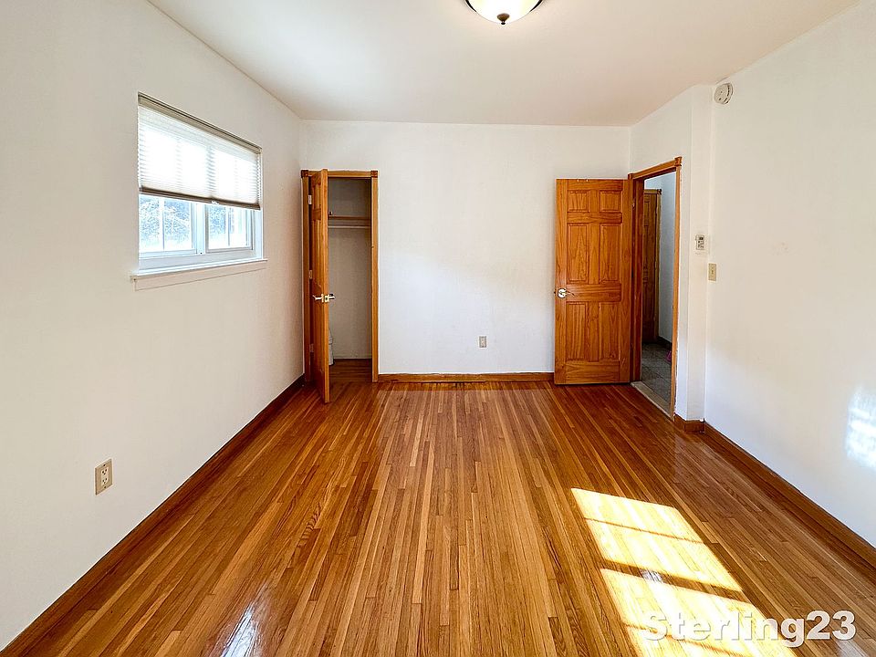 2277 43rd St Astoria, NY Zillow Apartments for Rent in Astoria