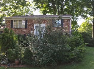 13725 Smallwood Ct, Chantilly, VA 20151