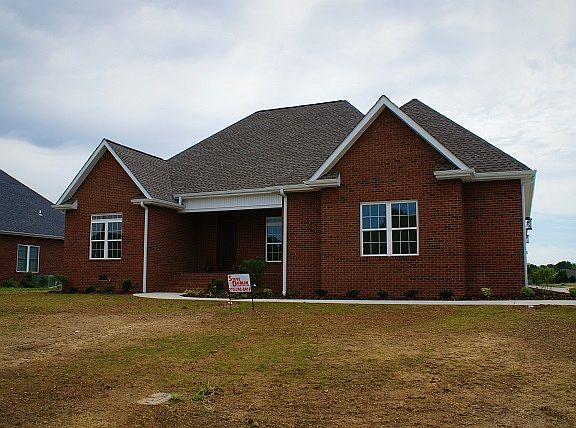 2nd image of 107 Chad Wayne Dr