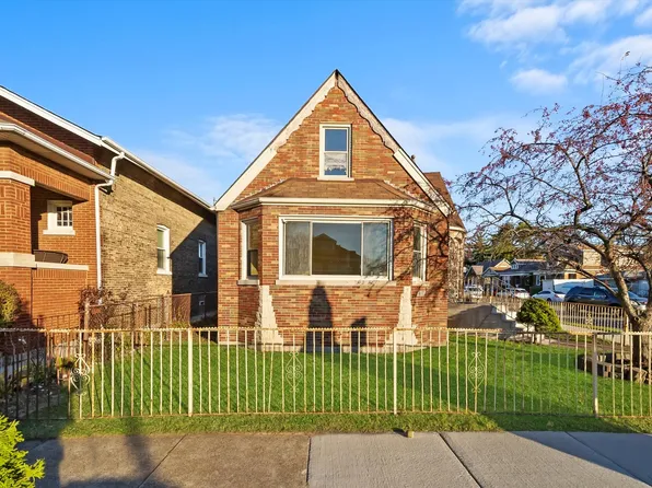 8257 S Blackstone Ave, Chicago, IL 60619