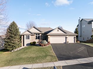 11745 Deacon Dr, Rockton, IL 61072