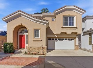 7814 Orchid Dr, Huntington Beach, CA