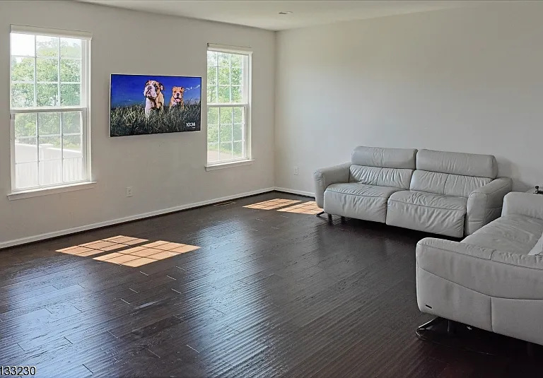 11 Shade Tree Ln — Photo 24