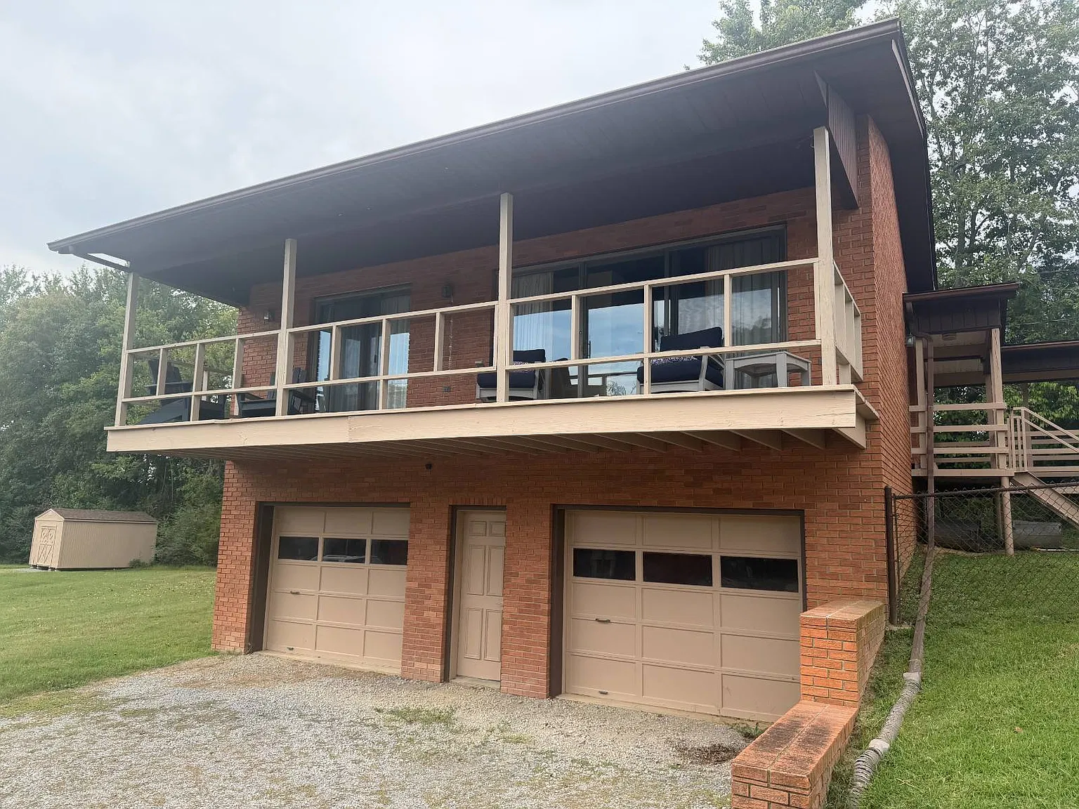 1 bed, 1.0 bath, 719 sqft, $950 — Photo 2