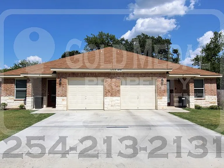 1809 Aztec Trce — Photo 1