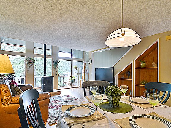 4th image of 6234 138th Ave NE APT 204