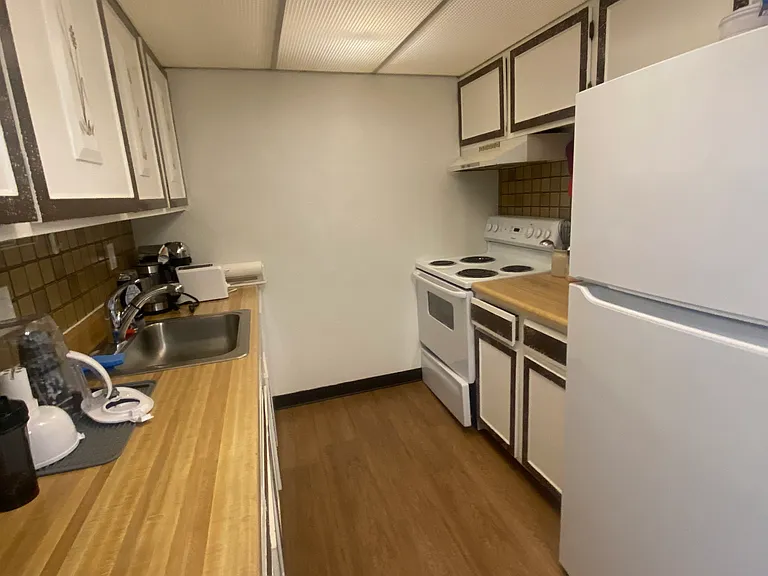 501 Golden Cir #312 — Photo 10