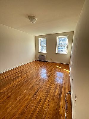 2nd image of 170 Vanderbilt Ave APT 1H