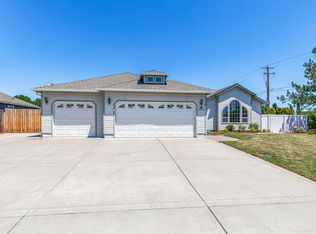 1270 New Haven Rd, Central Pt, OR 97502