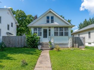 2712 Carey Ave, Davenport, IA 52803