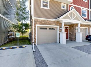 1225 N Kings Heights Way SE #606, Airdrie, AB T4A 0T7