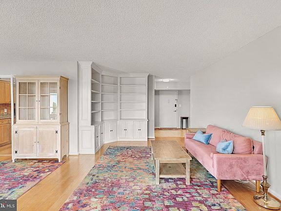 4th image of 3800 Powell Ln APT 1211