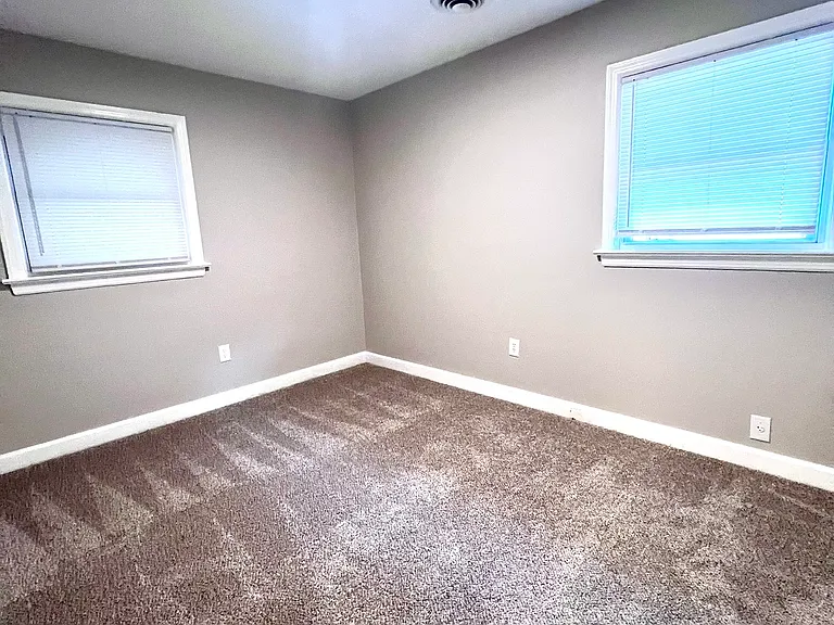 3305 Herbert St — Photo 10