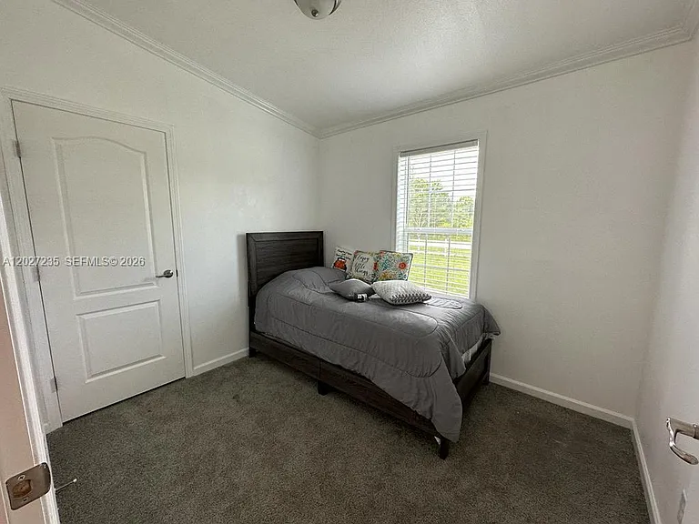 725 N Willow St — Photo 9