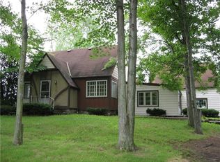 121 Cecil Ave, New Castle, PA 16101