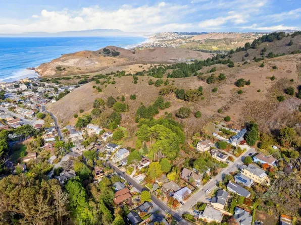 3 Calera Ter, Pacifica, CA 94044
