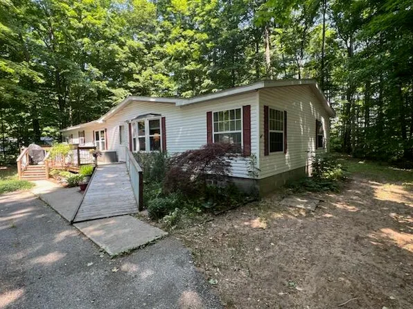 4632 Mobile Trl E, Traverse City, MI 49685