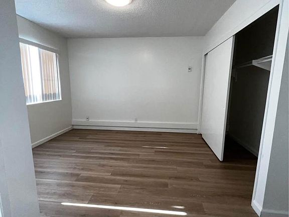 4th image of 4244 E 5th St APT 10