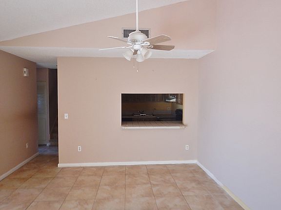 5th image of 4163 N Landar Dr