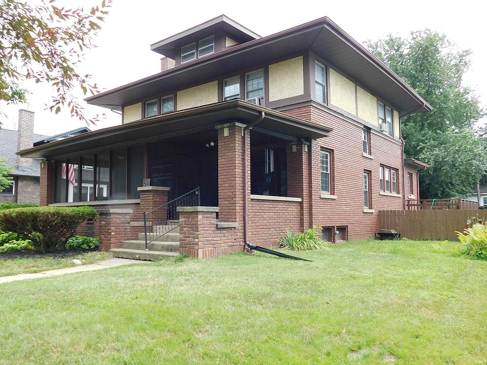 1st image of 303 E Rochester St