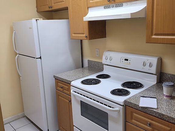 4th image of 2844 NW 55th Ave APT 2C
