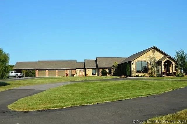 1st image of 104512 Eastridge Dr
