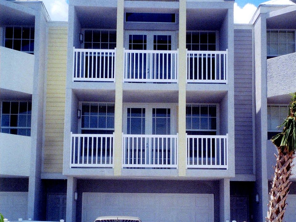 86 SeaSide North Court