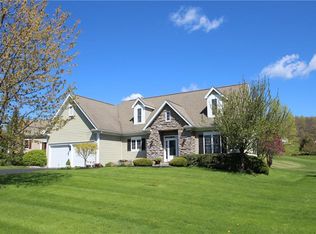 5 Barchan Dune Rise, Victor, NY 14564