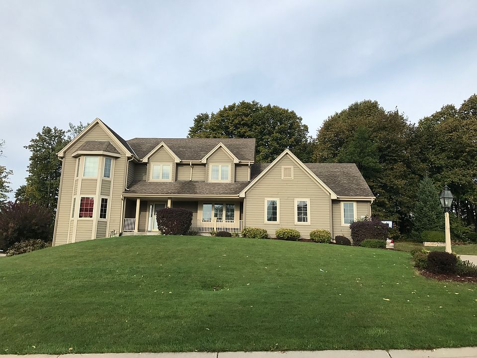 1st image of W147N9663 Farm Valley Ct