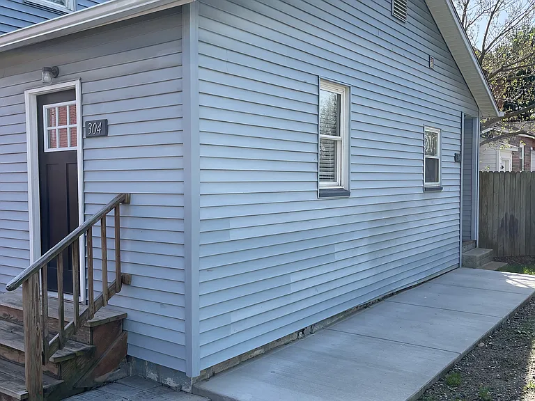 304 W Poland Ave #1/2 — Photo 12
