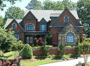 372 Stables Ct, Sandy Springs, GA 30350