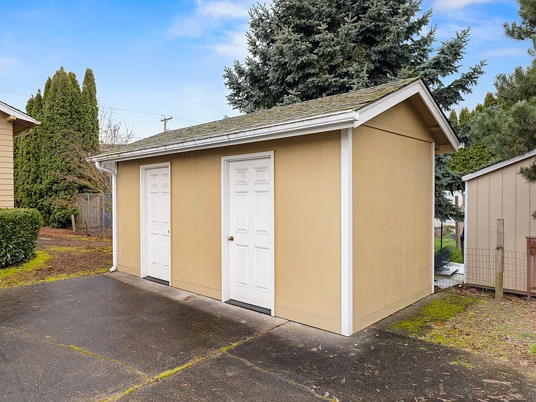 1017 7th Ave SW — Photo 23