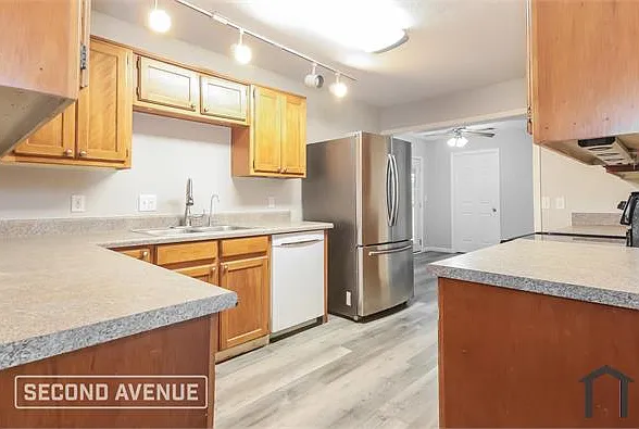 622 Martingale Dr — Photo 8
