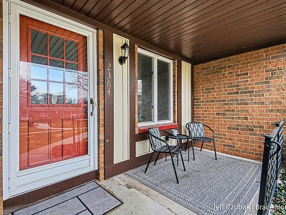 3rd image of 2364 Radcliff Village Dr SE