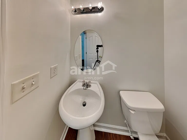3801 Wingdale Ct — Photo 8