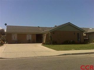 1st image of 1070 Rosewood Dr