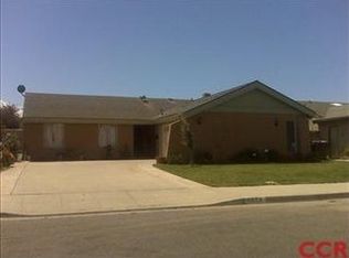 1070 Rosewood Dr, Santa Maria, CA 93458