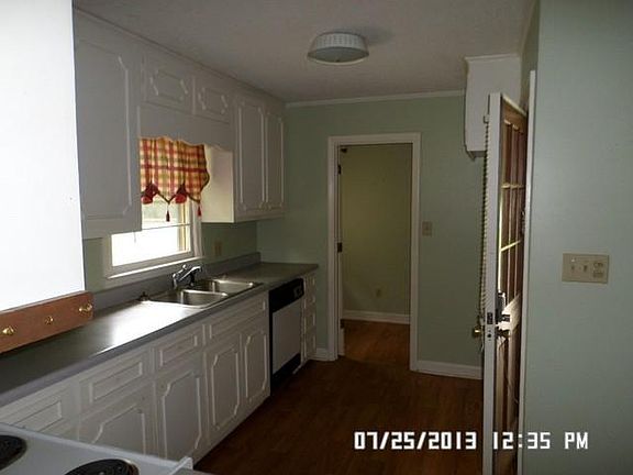5th image of 908 Porterfield Ave