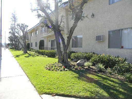 2nd image of 7909 Topanga Cyn Blvd APT 231