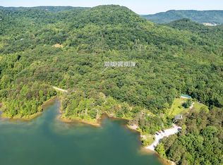 300 Radford Hollow Rd, Berea, KY 40403