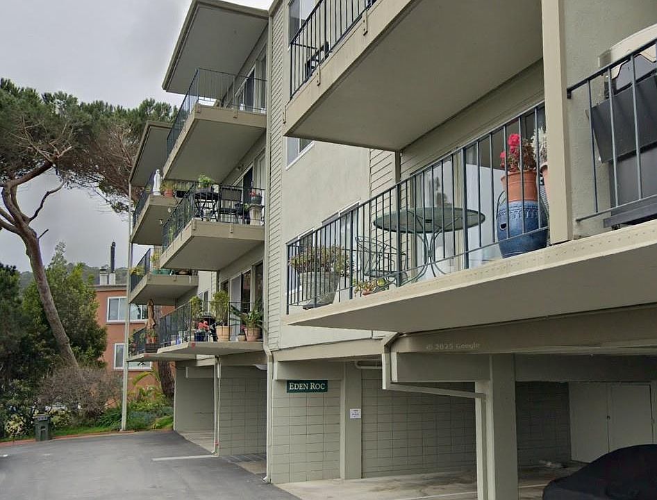 1st image of 369 Eden Roc Dr