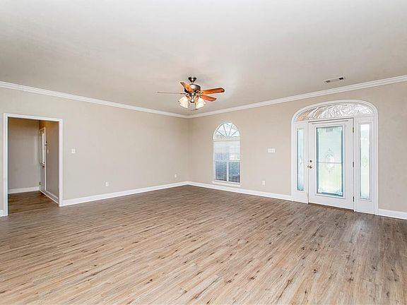 5th image of 21926 Kelli Ln