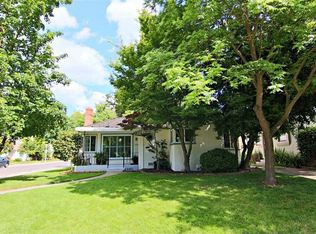 2701 12th St, Sacramento, CA 95818