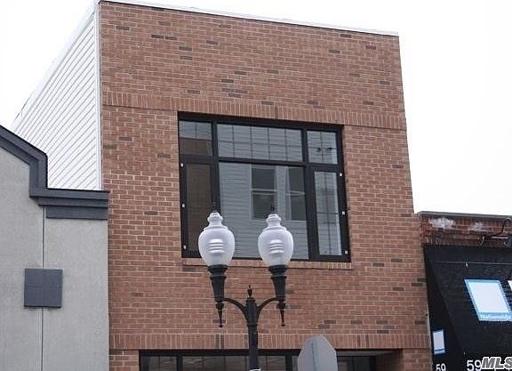 2nd image of 61 N Ocean Ave #B
